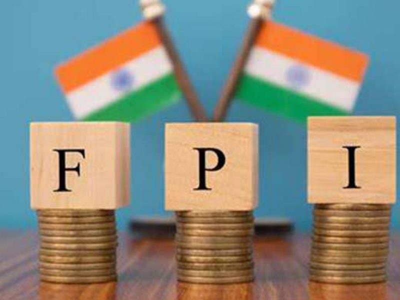 fpis selling spree continues pull out rs 5800 crore from equities in november
