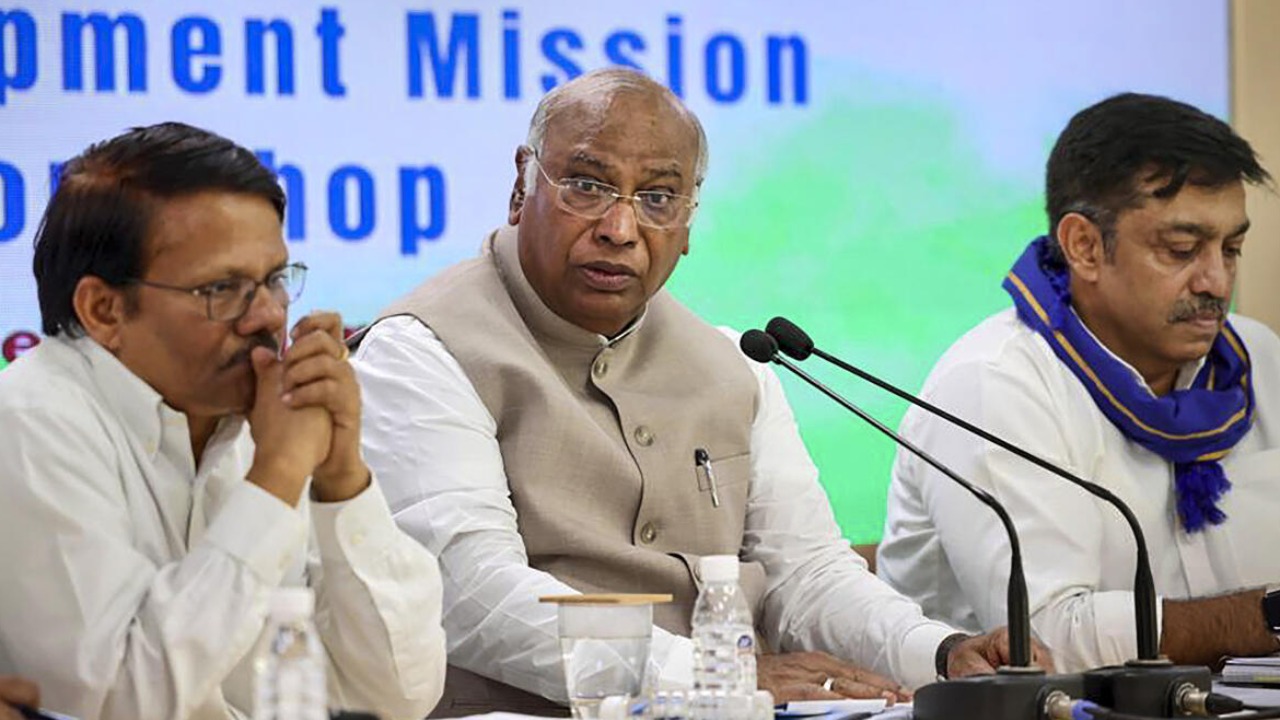 help develop local leadership dont fight among yourselves cong chief kharge to cadre