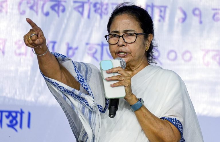 mamata banerjee aims her charm offensive at rural bjp supporters scaled 1