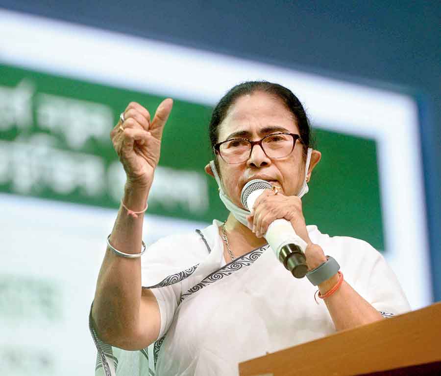 mamata banerjee is giving big focus on north bengal districts in rural polls
