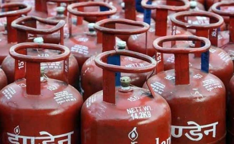 ashok gehlot slashes lpg cylinder prices to less than half in rajasthan