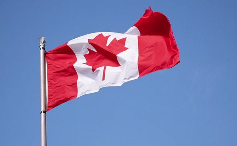 2i4h18s8 canada flag 625x300 22 February 23