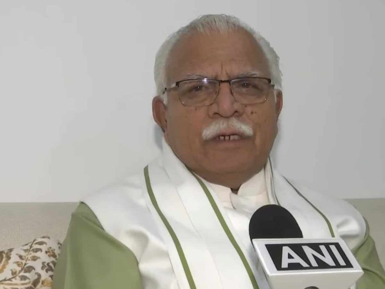 haryana cm khattar says bhagavad gita path of knowledge peace