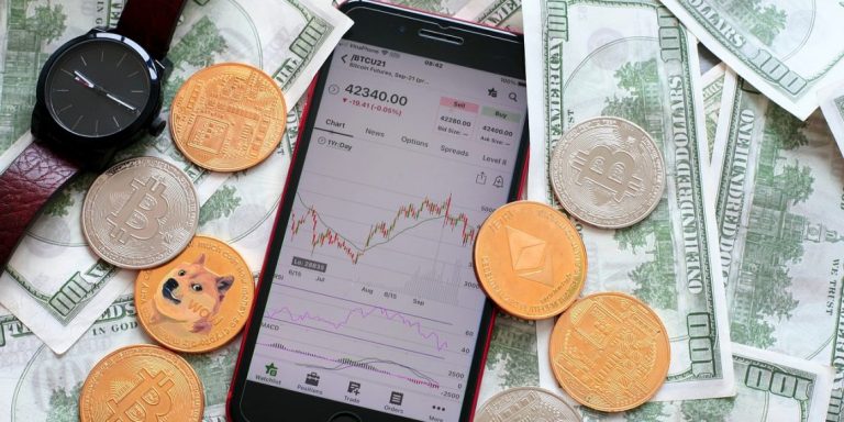 big investors continue to accumulate wealth