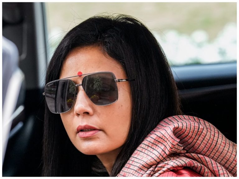 cash for query row opposition mps submit dissent note to ethics panel say probe unfair to mahua moitra