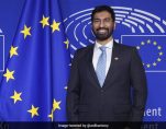 bl3e6bm8 anil antony twitter 625x300 24 January 23