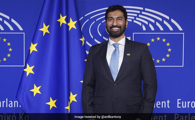 bl3e6bm8 anil antony twitter 625x300 24 January 23