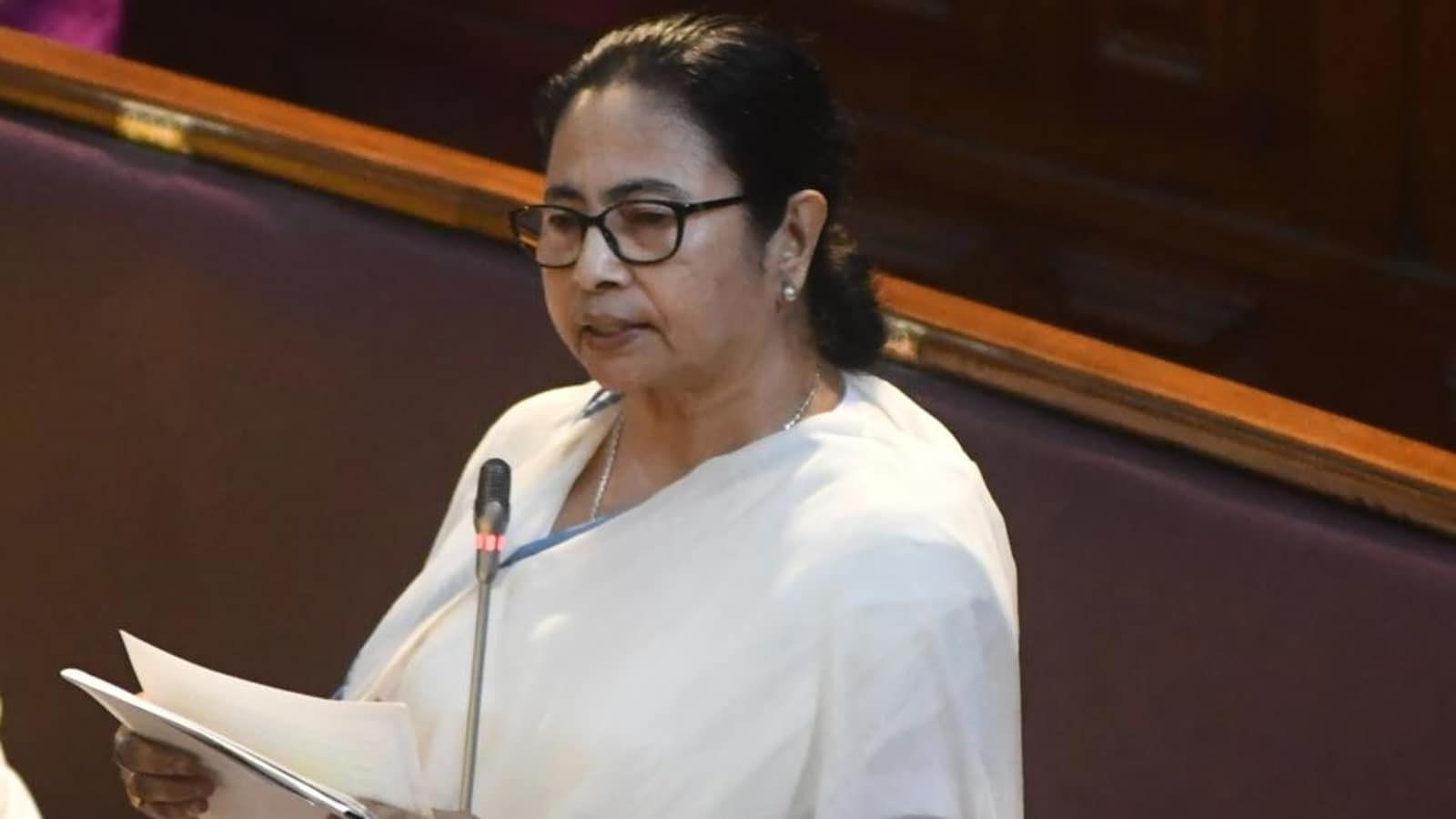 chief minister mamata banerjee firm on no caste census in west bengal