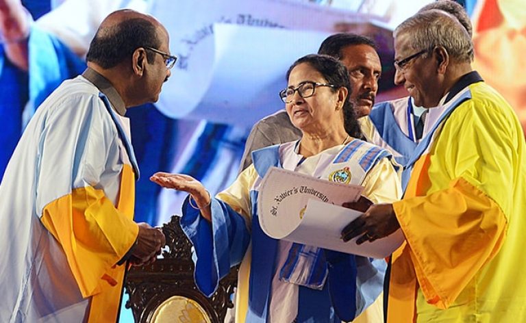 iuljq5os mamata banerjeecb ananda bose ani 625x300 07 February 23