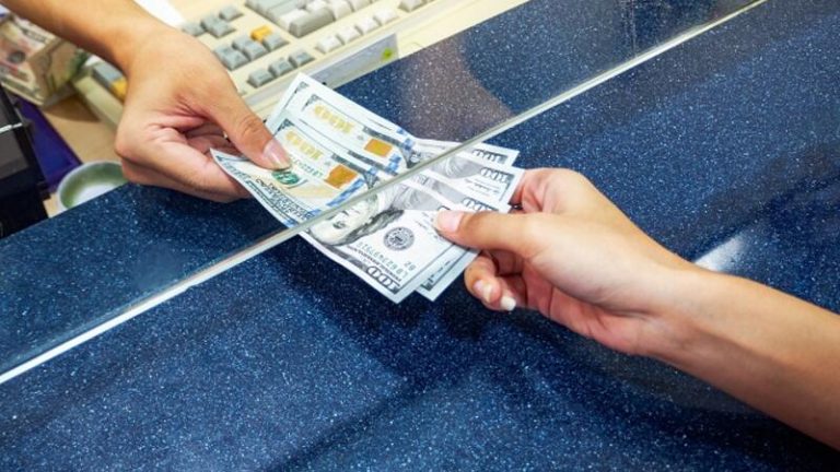 shutterstock 449715736 exchange remittence[1]