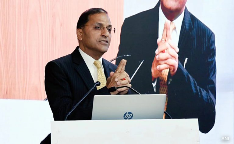 q3r8129g rajiv goel 625x300 10 March 24