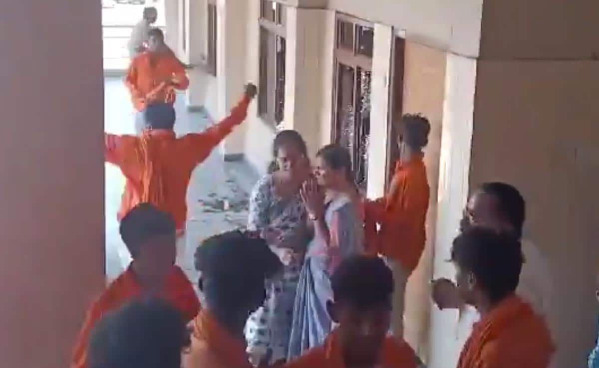 8bub31r telangana school 625x300 18 April 24