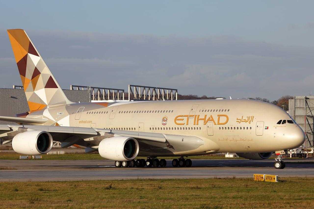 Etihad Airways Airbus A380 800 1