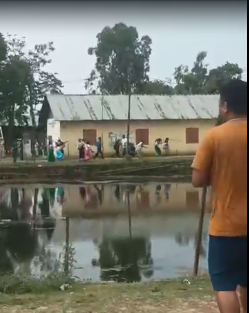 ejq2vkbo manipur gunshots fired polling booth 625x300 19 April 24
