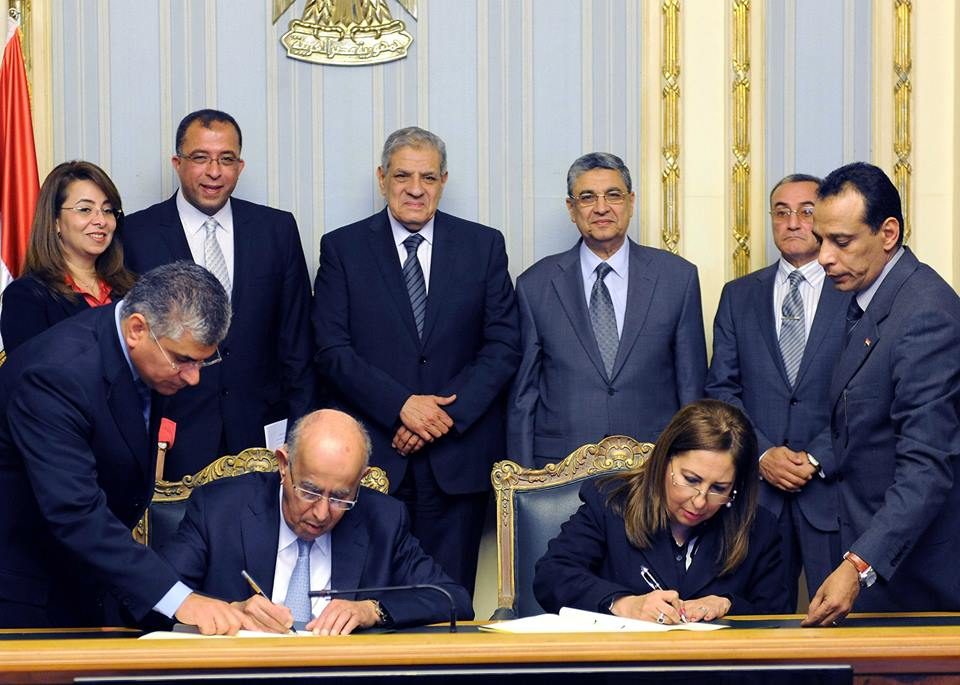 EgyptE28099s interim government signed two agreements with the Arab Fund for Economic and Social Development AFESD on Monday to finance projects in the electricity sector
