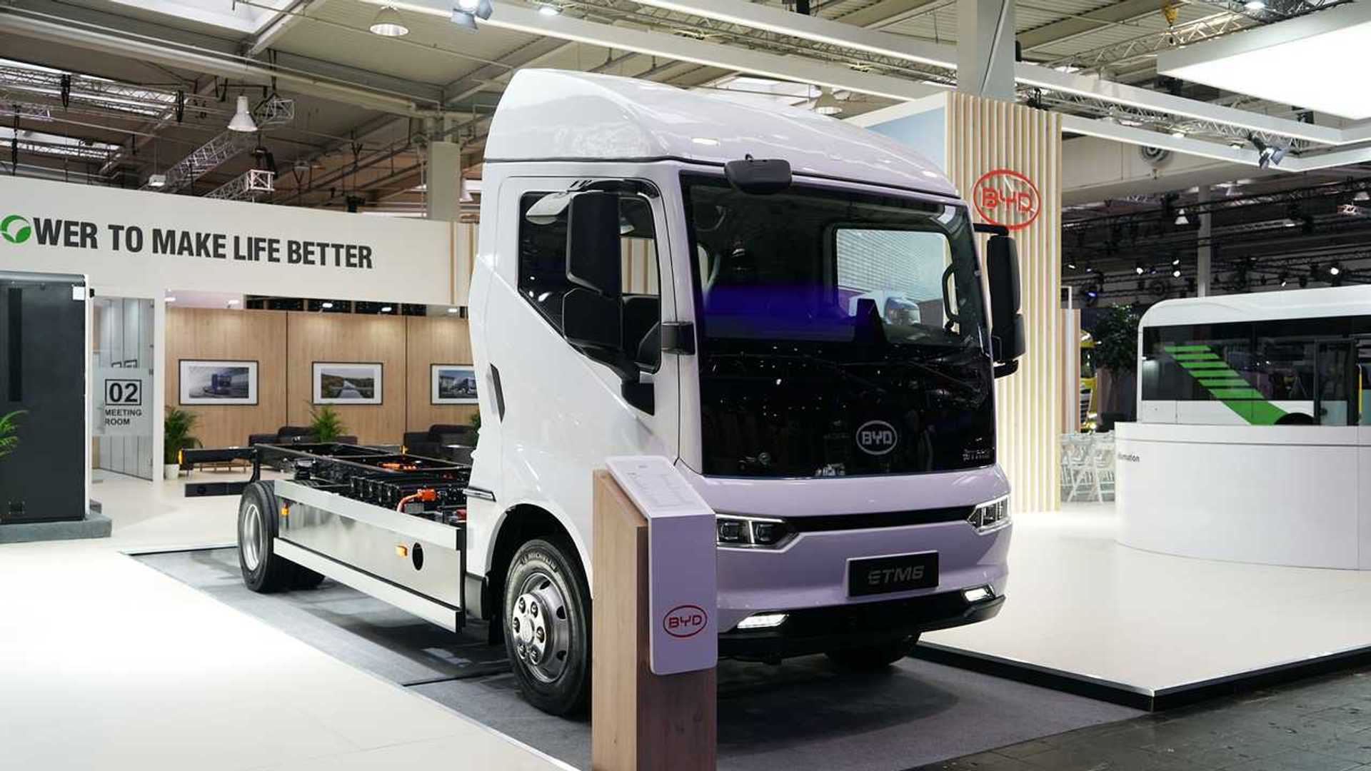 byd etm6 7.5 tonnes urban delivery truck
