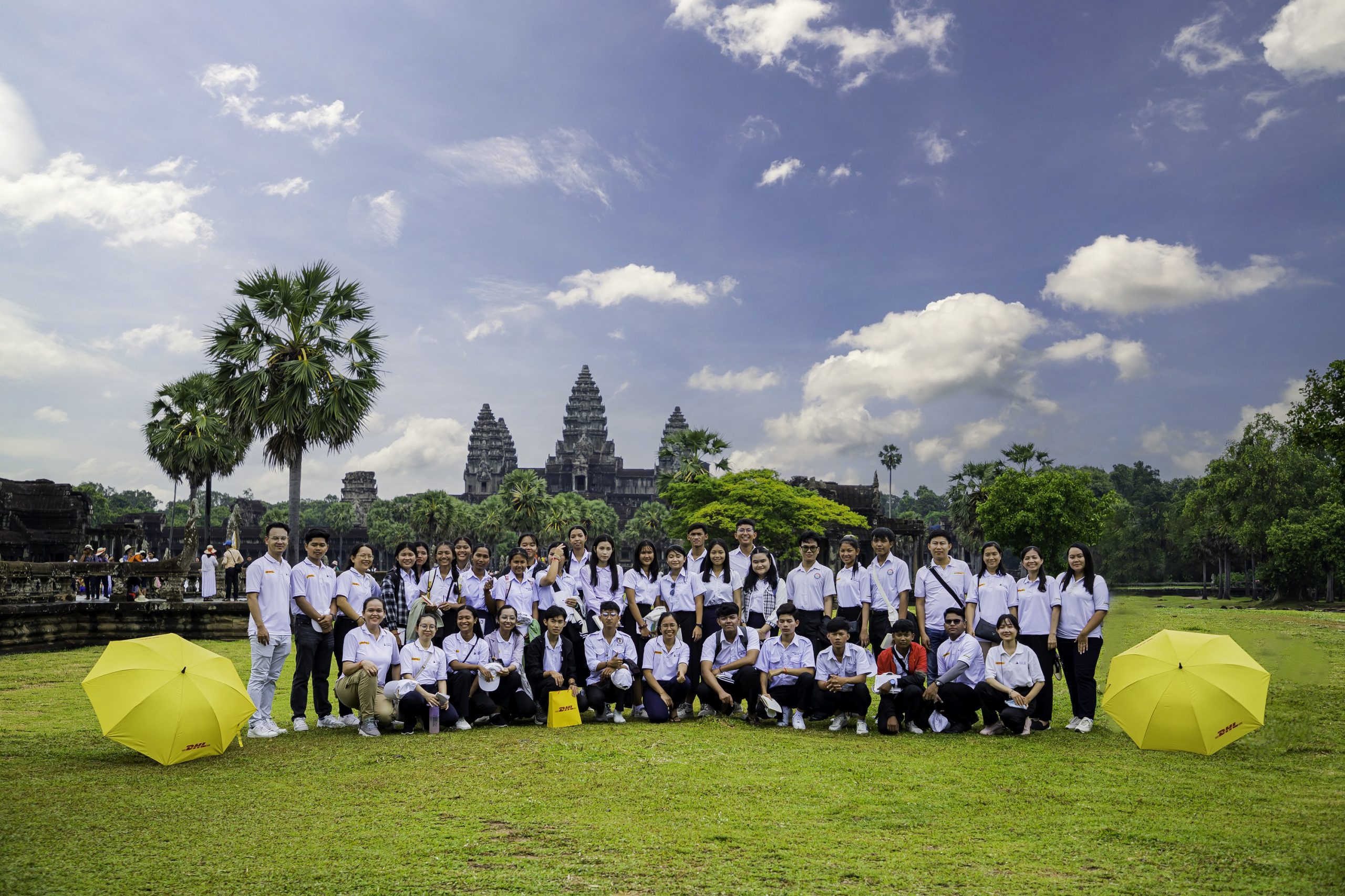 DHL Celebrates Five Year Partner