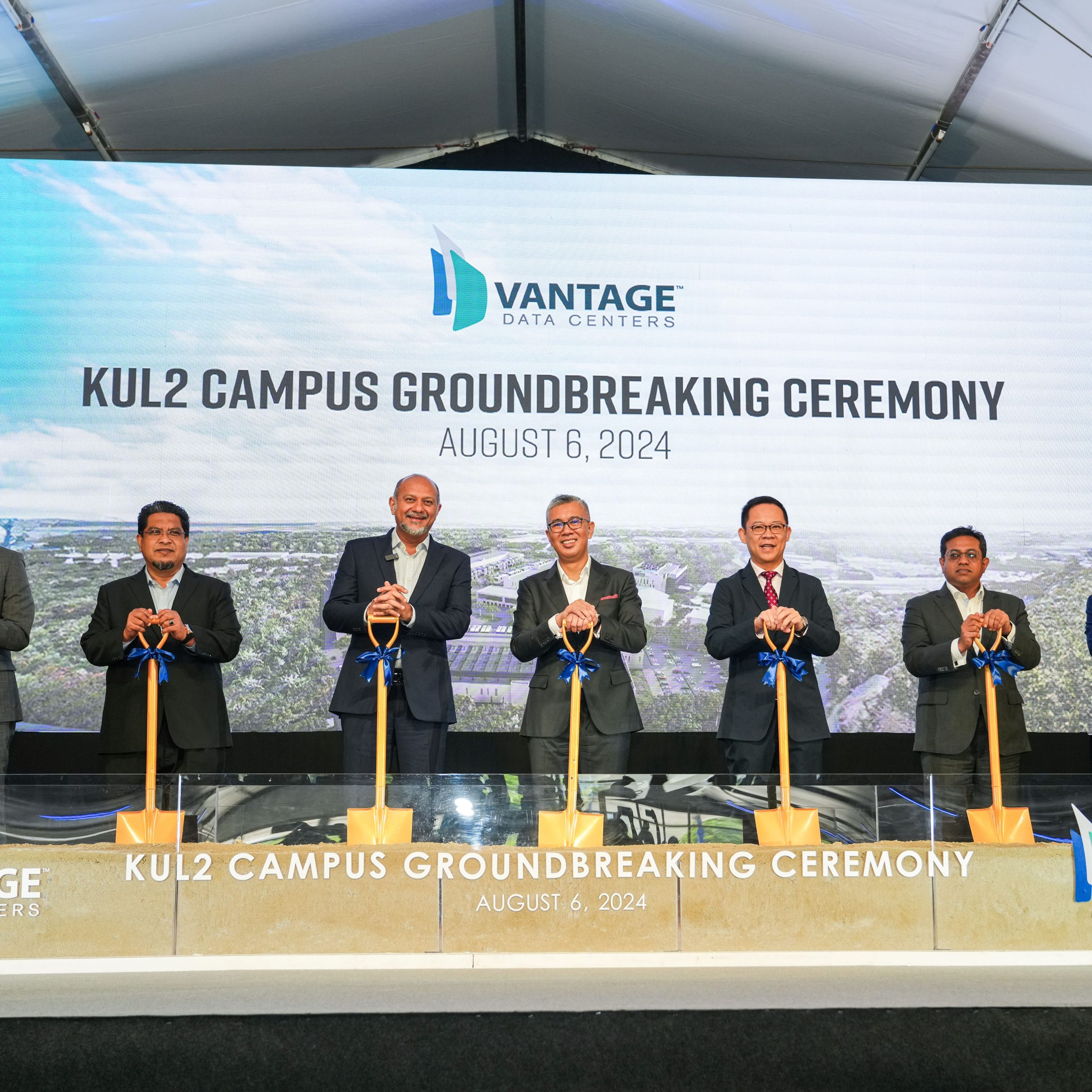 VIP Guests at KUL2 Ceremony redu