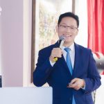 GE Jun Guiding Mainland Chinese