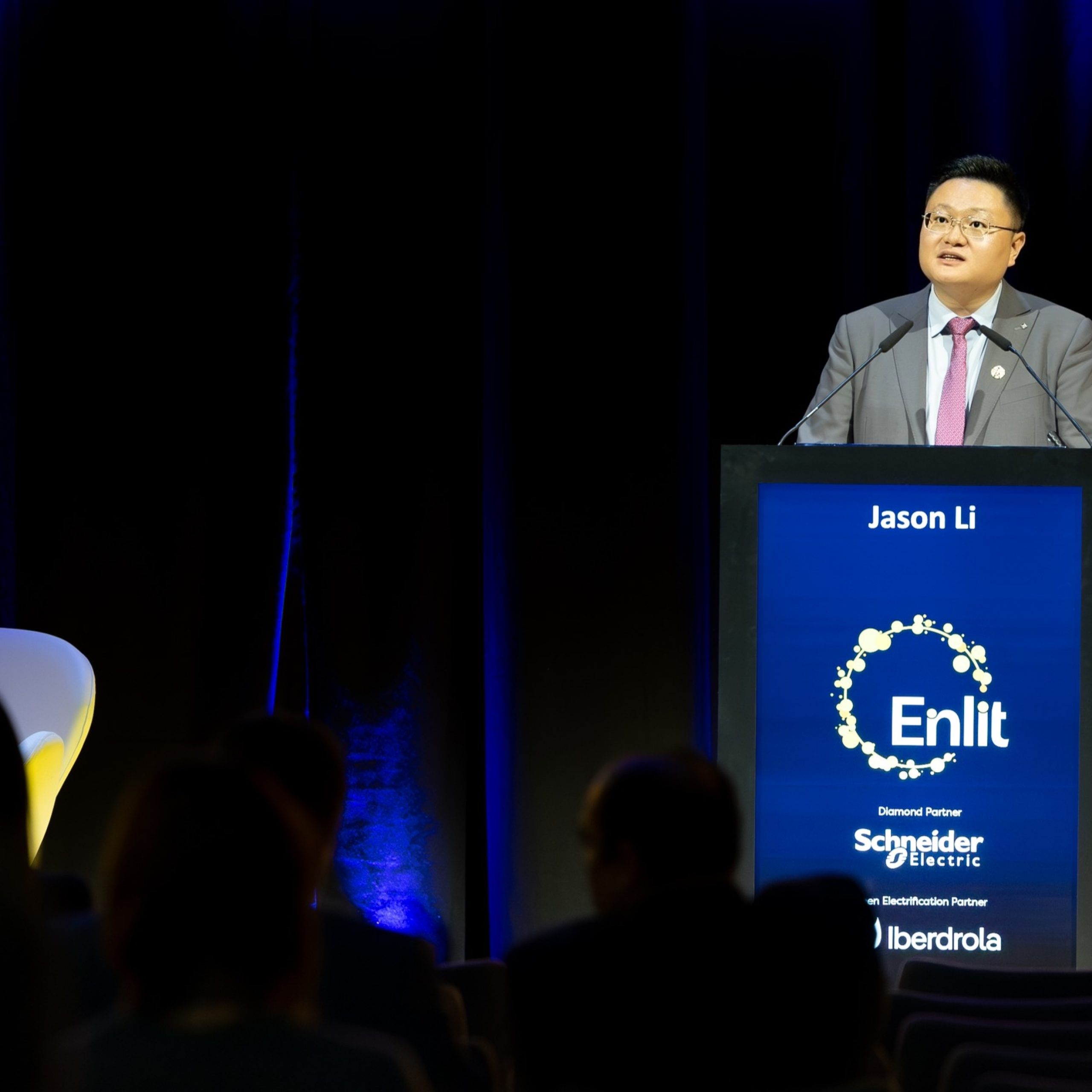 Huawei: Automation, Digitalization, and AI as Key Drivers for Modernizing Power Grids