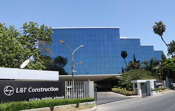 l t construction
