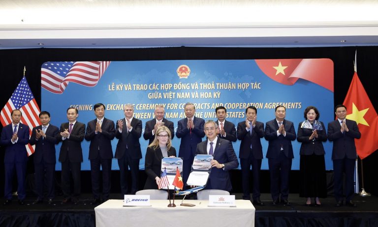 Vietnam Airlines Unveils