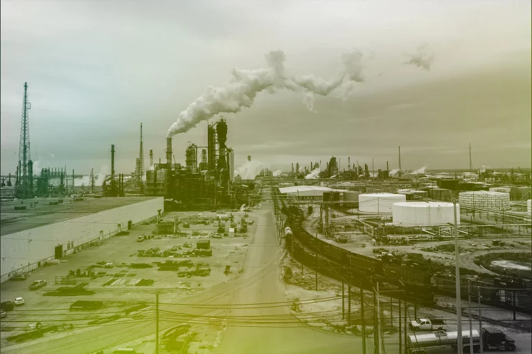 Oil advances as storm, Saudi attacks threaten supply
