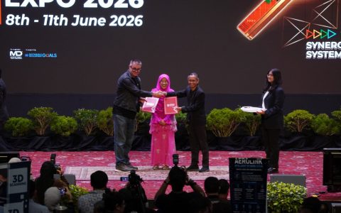 Official Photo From lef