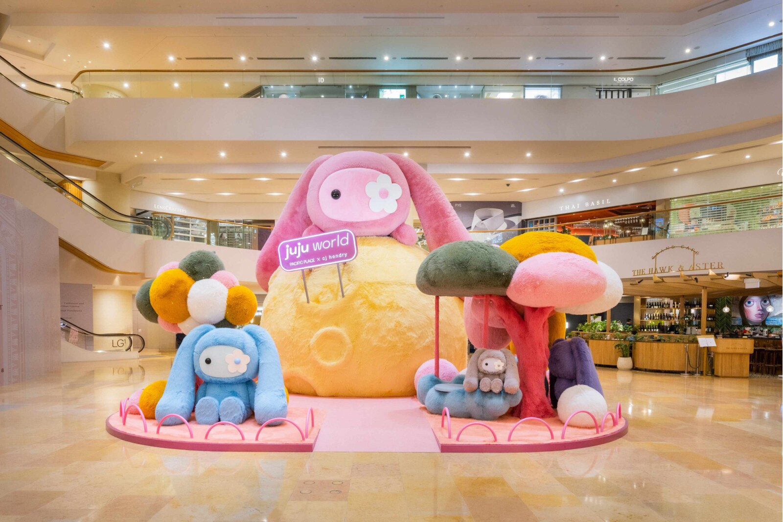 Pacific Place x CJ Hendry